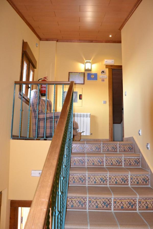 Apartamentos Rurales Natura Torrejon el Rubio Exterior photo