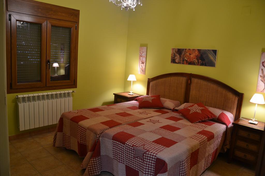 Apartamentos Rurales Natura Torrejon el Rubio Exterior photo