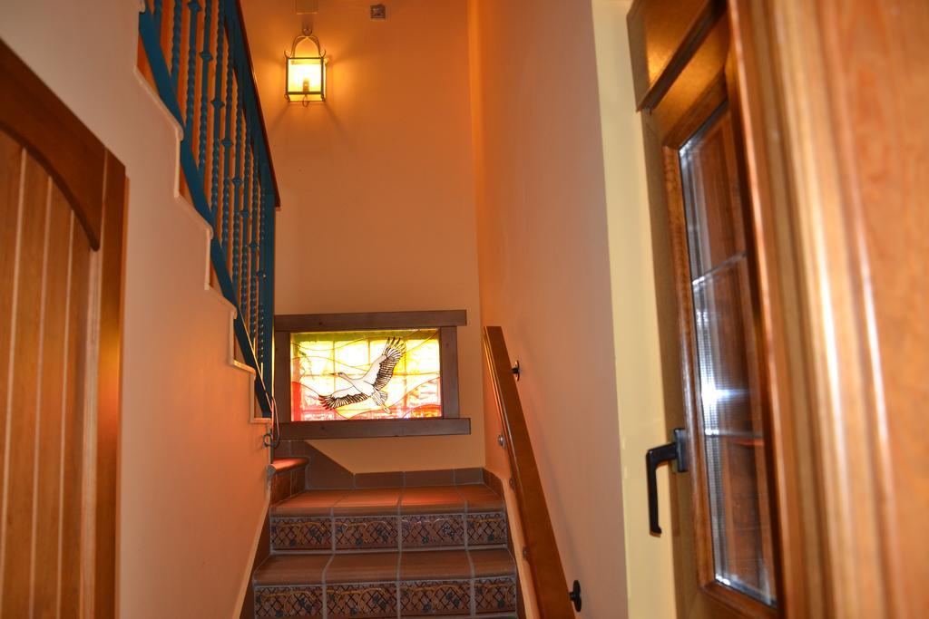 Apartamentos Rurales Natura Torrejon el Rubio Exterior photo