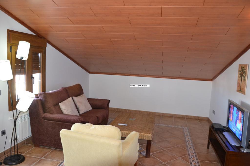 Apartamentos Rurales Natura Torrejon el Rubio Exterior photo