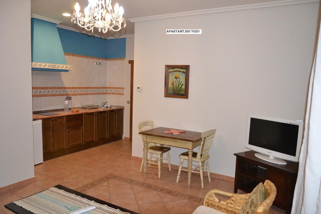Apartamentos Rurales Natura Torrejon el Rubio Exterior photo